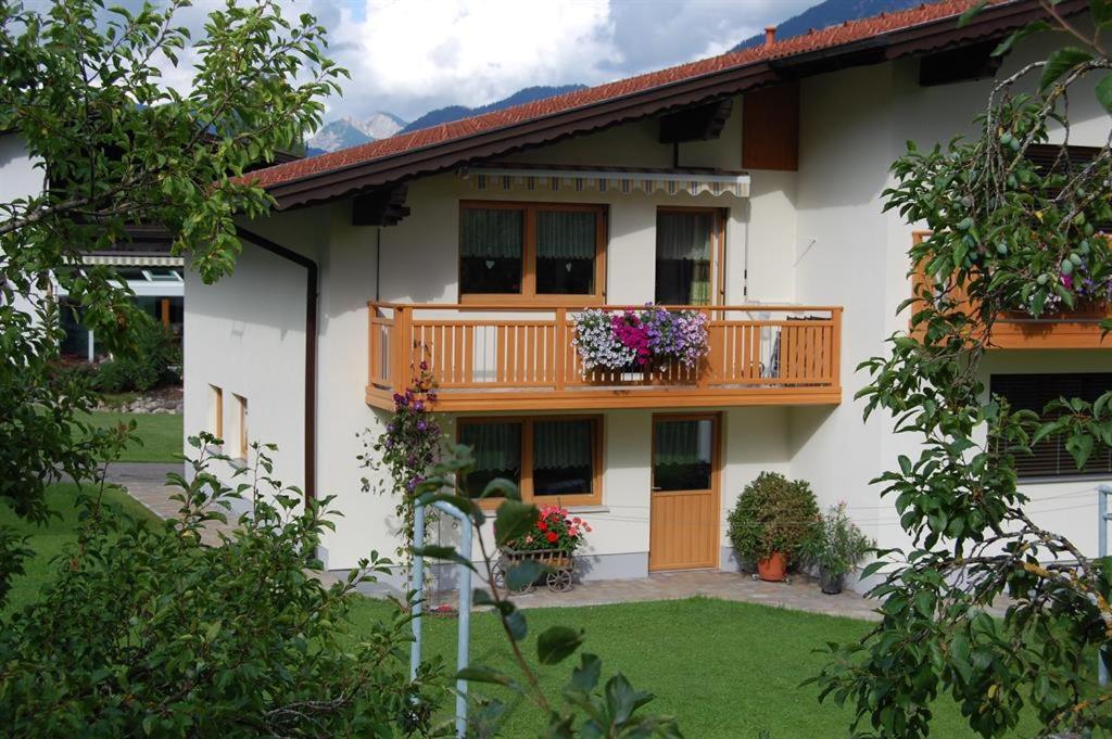 Haus Schreieck Klaudia Apartment Höfen Екстериор снимка